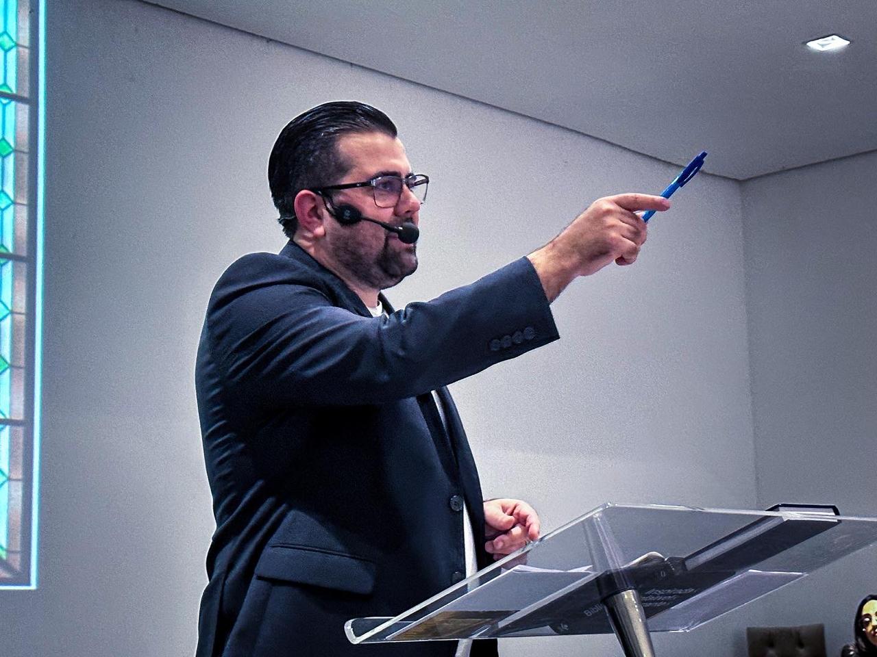 Bispo Harlan Savian